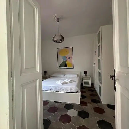 Largo Cassavecchia 아파트 살레르노