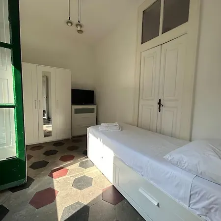 Largo Cassavecchia 살레르노